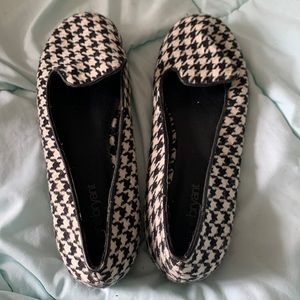 Lane Bryant Black and White Houndstooth Flats-10W